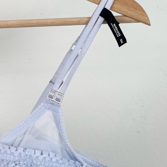 NEW Aerie Real Power Wireless Push Up Joy Lace Bra Light Blue - Picture 7 of 9